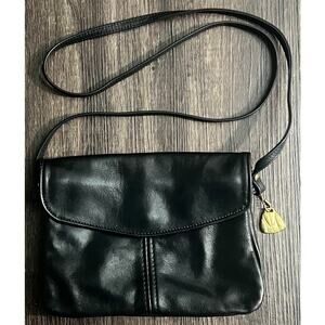 Vintage Victoria Leather Co. Black Leather Purse Magnetic Flap Closure
